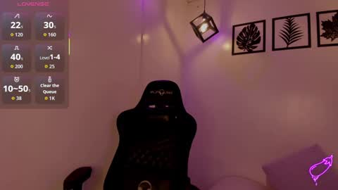 Snapshot of belinda_ws chatting on September 14, 2025, 8:30 pm Bella online show from September 14, 2025, 8:30 pm