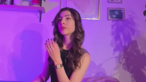 Snapshot of belindareyes chatting on September 21, 2025, 2:35 am Bel  online show from September 21, 2025, 2:35 am
