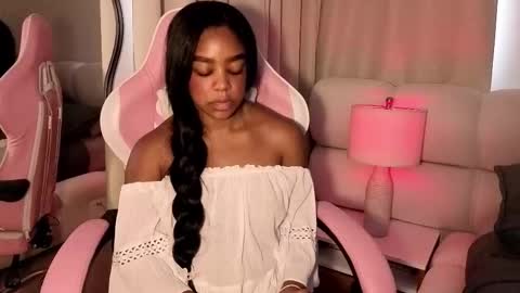  Belkis  online show from November 18, 2025, 6:12 pm