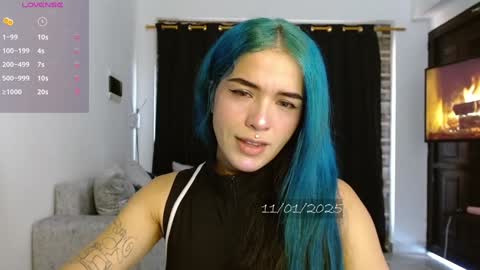 Snapshot of bell_art chatting on January 11, 2025, 5:07 pm online show from January 11, 2025, 5:07 pm