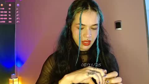 Snapshot of bell_art chatting on November 8, 2025, 5:12 pm online show from November 8, 2025, 5:12 pm