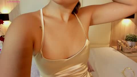 Snapshot of bella1207 chatting on July 13, 2026, 7:16 pm Bella cam online show from July 13, 2026, 7:16 pm