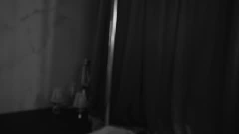  lita  online show from September 12, 2025, 8:42 pm