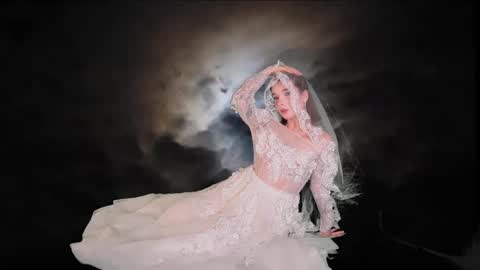  lita  online show from October 31, 2025, 8:10 pm