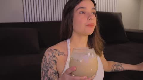 Snapshot of bella_alita chatting on May 9, 2026, 8:14 pm lita online show from May 9, 2026, 8:14 pm