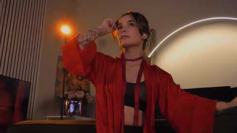 Snapshot of bella_alita chatting on May 31, 2026, 8:43 pm lita online show from May 31, 2026, 8:43 pm