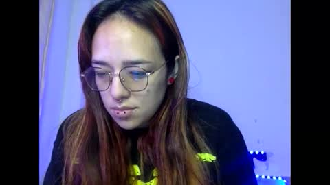 bella_and_koko online show from February 17, 2026, 5:41 pm