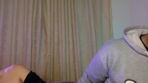 bella_and_koko online show from February 22, 2026, 10:52 pm