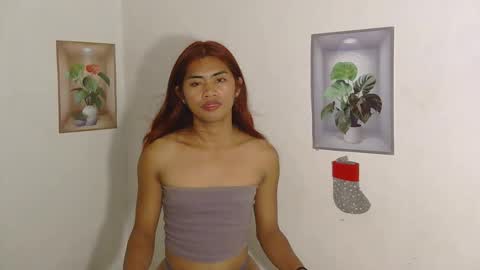 bella_bliss14 online show from January 13, 2026, 5:07 pm