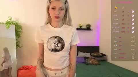 Snapshot of bella_boni chatting on January 10, 2026, 7:21 am Sofia online show from January 10, 2026, 7:21 am