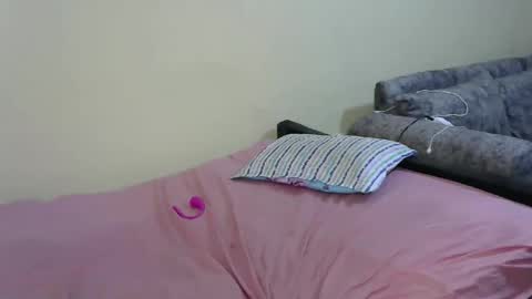 bella_c8 online show from February 26, 2026, 3:00 pm