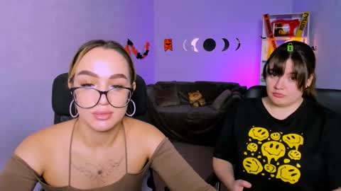 Bella online show from November 3, 2025, 9:43 am