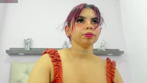 Snapshot of bella_ebony19 chatting on May 29, 2026, 11:30 am bella_ebony19 online show from May 29, 2026, 11:30 am