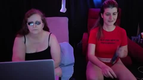 Bella James online show from October 3, 2025, 11:24 pm