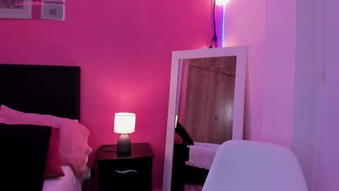 Bella Ponce  online show from January 10, 2025, 5:56 pm