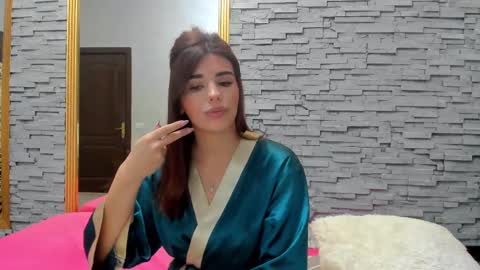 bella_posh online show from March 2, 2025, 6:59 am