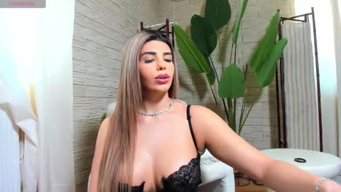 bella_posh online show from January 14, 2026, 11:16 am