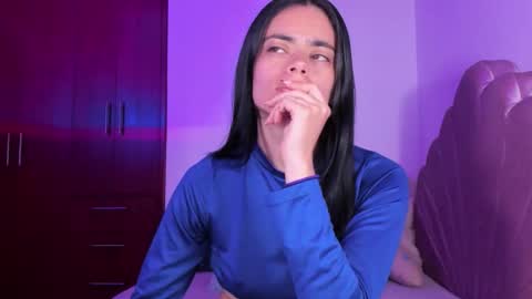 Valeria Model Independent online show from October 19, 2025, 4:57 am