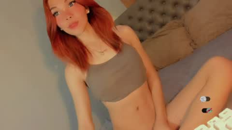 Snapshot of bella_tara chatting on June 24, 2026, 7:35 pm Bella online show from June 24, 2026, 7:35 pm