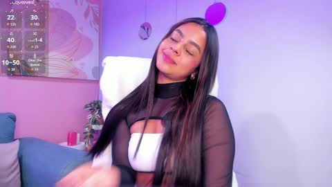 BELLA online show from September 26, 2025, 8:13 pm