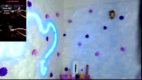 bella_warzon online show from March 31, 2026, 9:59 pm