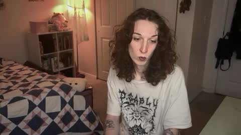 bellababy444 online show from April 28, 2026, 5:45 am