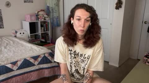 Snapshot of bellababy444 chatting on June 7, 2026, 5:06 pm bellababy444 online show from June 7, 2026, 5:06 pm