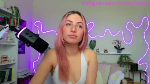 Snapshot of bellabeauu chatting on May 19, 2026, 6:36 pm bella beau online show from May 19, 2026, 6:36 pm