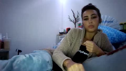 bellaboo999 online show from September 27, 2025, 1:21 am