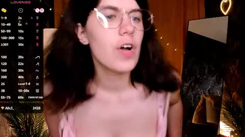 hello guys im Bella online show from July 30, 2026, 9:19 am