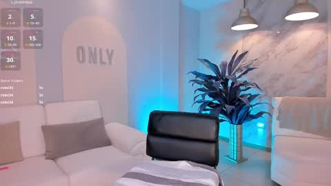  Bella C  online show from February 16, 2025, 3:38 pm