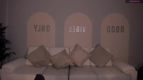 Snapshot of bellaconnor_ chatting on November 18, 2025, 3:45 am Bella online show from November 18, 2025, 3:45 am