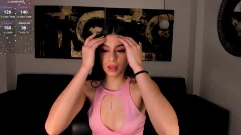 Snapshot of bellaconnor_ chatting on November 19, 2025, 3:28 am Bella online show from November 19, 2025, 3:28 am