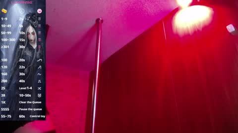 Snapshot of belladona_trix chatting on June 17, 2026, 7:26 pm belladona_trix online show from June 17, 2026, 7:26 pm