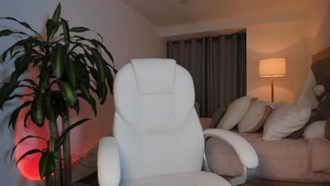 Bella Mia online show from January 25, 2025, 4:56 am