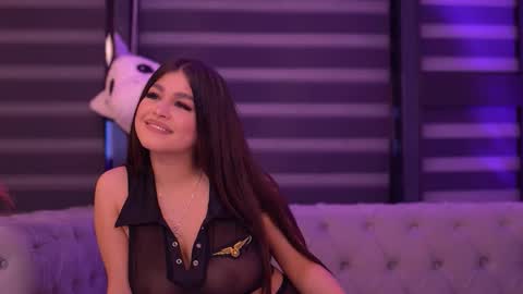 Snapshot of bellanoirre chatting on September 22, 2025, 6:10 pm Bella online show from September 22, 2025, 6:10 pm