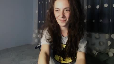 Snapshot of bellaqueen0701 chatting on February 7, 2025, 1:47 am bellaqueen0701 online show from February 7, 2025, 1:47 am