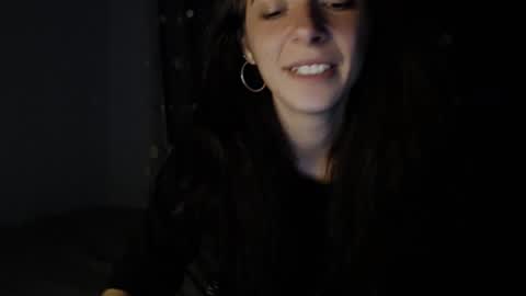 Snapshot of bellaqueen0701 chatting on February 8, 2025, 2:04 am bellaqueen0701 online show from February 8, 2025, 2:04 am