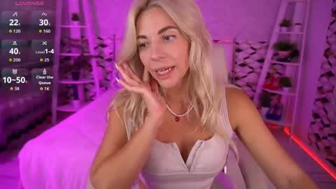 Snapshot of bellarayyy chatting on May 29, 2026, 11:52 am Bella online show from May 29, 2026, 11:52 am