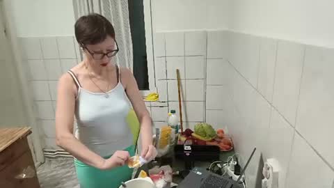 Emma online show from June 12, 2026, 7:02 pm