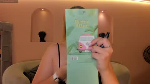  Bella Rose  online show from May 15, 2026, 5:47 am
