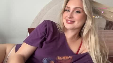 Snapshot of bellaryderr chatting on June 5, 2026, 8:47 pm Isabella Ryder online show from June 5, 2026, 8:47 pm