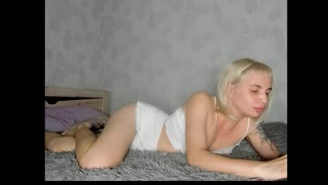 Bella Seen online show from October 5, 2025, 6:50 pm