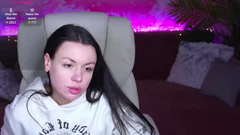 Snapshot of bellaspark_ chatting on January 15, 2026, 8:30 am BELLA online show from January 15, 2026, 8:30 am