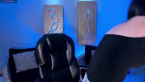 Snapshot of bellastorm1 chatting on June 13, 2026, 12:03 pm B E L L A online show from June 13, 2026, 12:03 pm