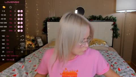 Bella online show from December 29, 2024, 3:44 am