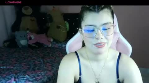 Snapshot of bellatrix_colen chatting on July 18, 2026, 4:05 am Aleja online show from July 18, 2026, 4:05 am