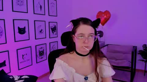 Snapshot of bellatrixllestrange chatting on February 15, 2025, 11:25 pm Bella. Ntmu online show from February 15, 2025, 11:25 pm