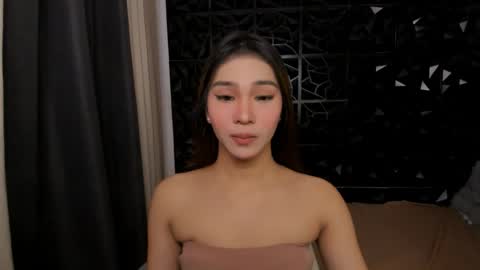 Snapshot of bellatrixnoir69 chatting on June 27, 2026, 4:28 am bella online show from June 27, 2026, 4:28 am