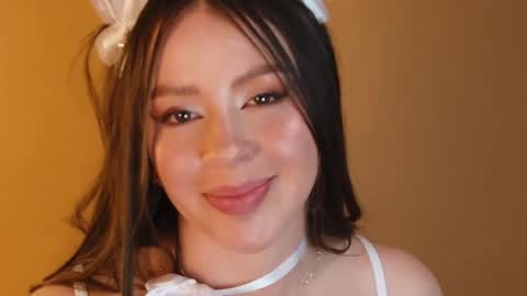 laukyubey             online show from April 19, 2026, 1:10 pm